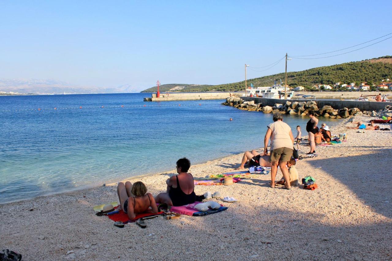 Apartments By The Sea Slatine, Ciovo - 12176 ภายนอก รูปภาพ