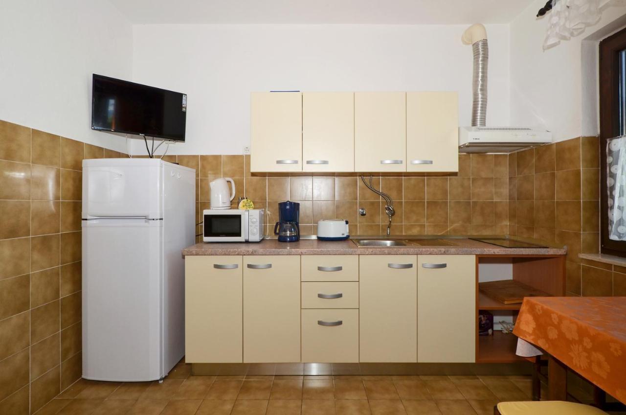 Apartments By The Sea Slatine, Ciovo - 12176 ภายนอก รูปภาพ