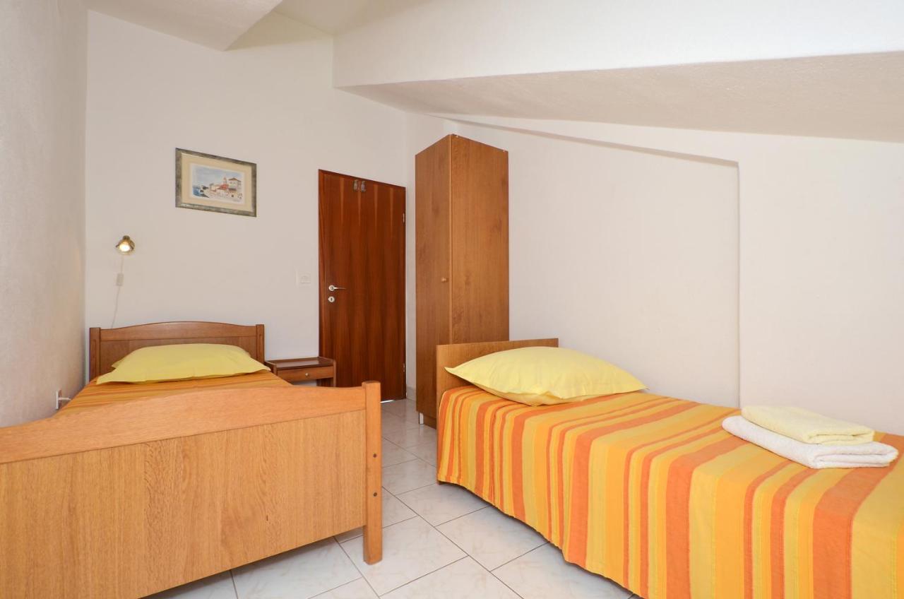 Apartments By The Sea Slatine, Ciovo - 12176 ภายนอก รูปภาพ