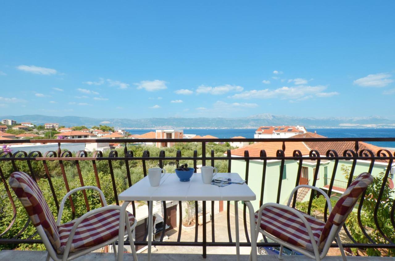 Apartments By The Sea Slatine, Ciovo - 12176 ภายนอก รูปภาพ