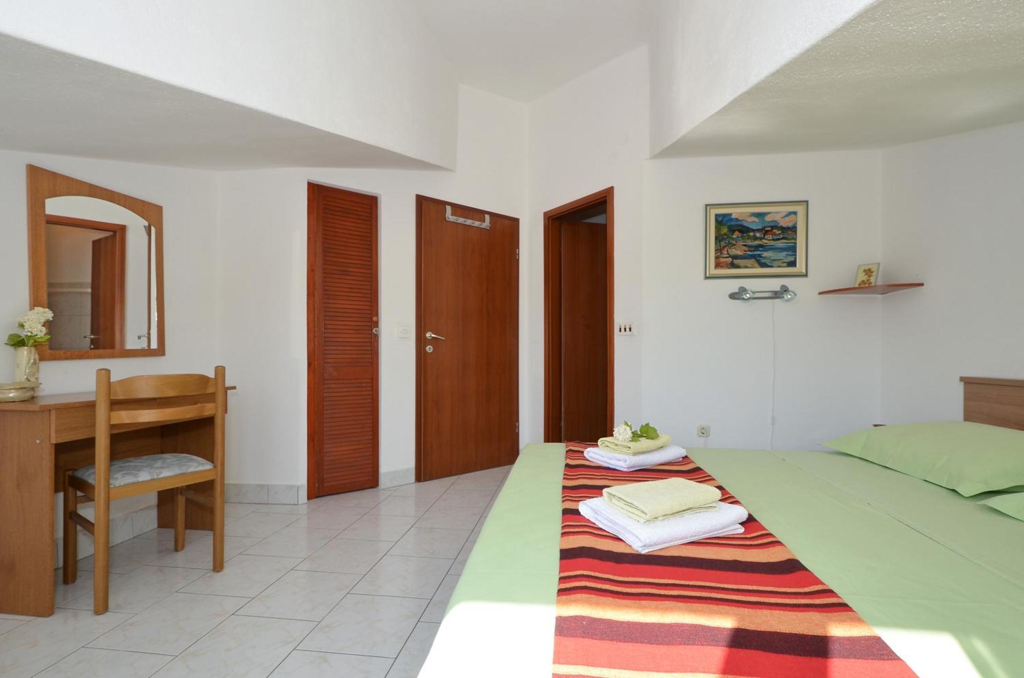 Apartments By The Sea Slatine, Ciovo - 12176 ห้อง รูปภาพ